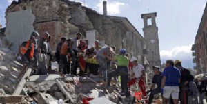 Amatrice, 24 agosto 2016 (AP Photo/Alessandra Tarantino)