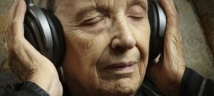 savvy-headphones-cropped_t670x470-14-54-22-e14051583995391